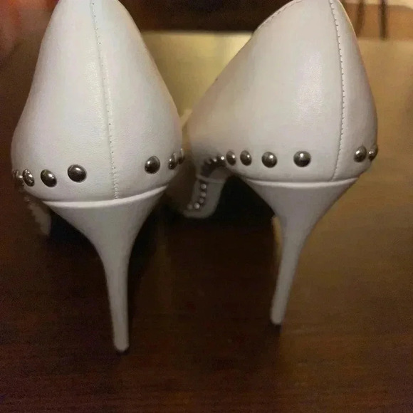 Wild Diva Lounge Studded pointed heels shoes. Little mark on the heal. S… - Picture 5 of 14